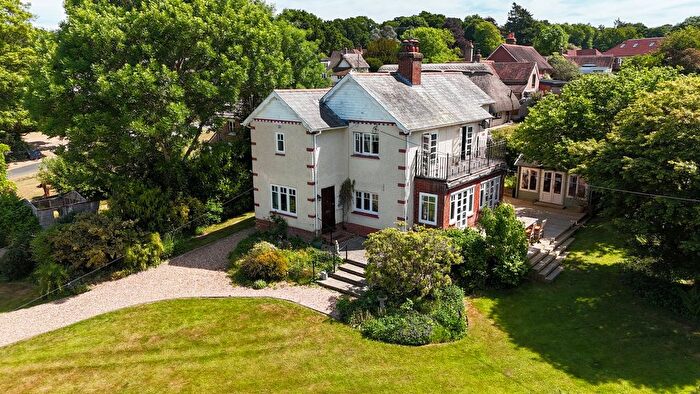 4 Bedroom Detached House For Sale In The Common, Woodgreen, Fordingbridge, SP6