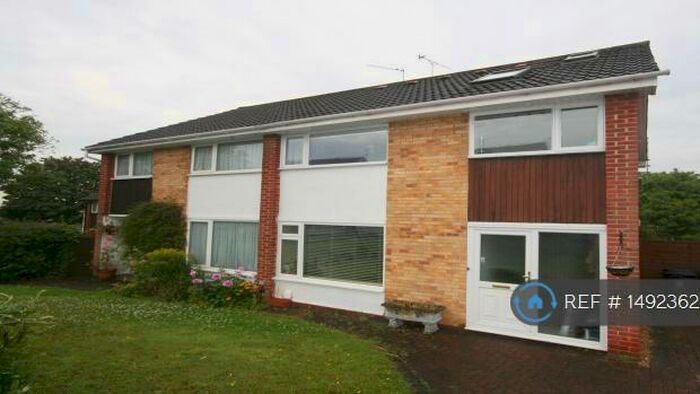 4 Bedroom Semi-Detached House To Rent In Wentworth Crescent, Maidenhead, SL6