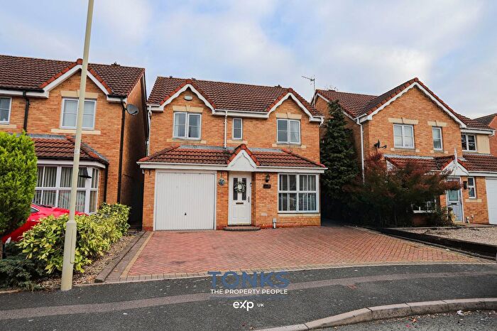 4 Bedroom Detached House For Sale In Stadium Drive, Dudley, DY2