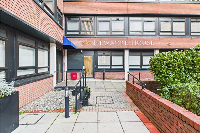 1 Bedroom Apartment To Rent In Wood Street, East Grinstead, West Sussex, RH19