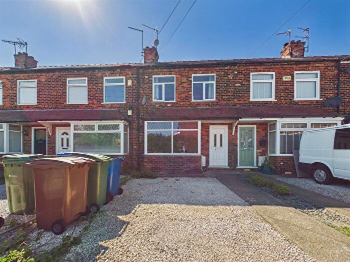 2 Bedroom Terraced House For Sale In Penshurst Avenue, Hessle, HU13