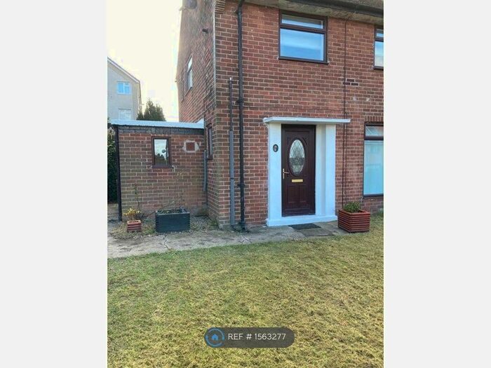 2 Bedroom Semi-Detached House To Rent In Aberfield Road, Leeds, LS10