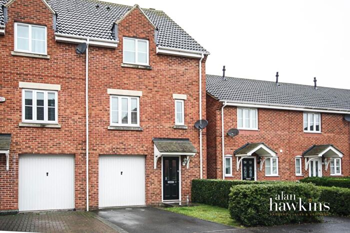 3 Bedroom End Of Terrace House To Rent In Sprats Barn Crescent, Royal Wootton Bassett, SN4