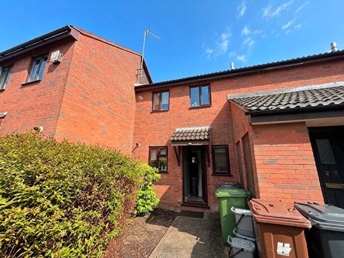1 Bedroom Flat To Rent In Britten Close, Elstree, WD6