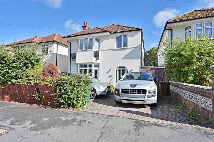 4 Bedroom Detached House For Sale In Brookdene Avenue, Watford, Oxhey Hall, WD19