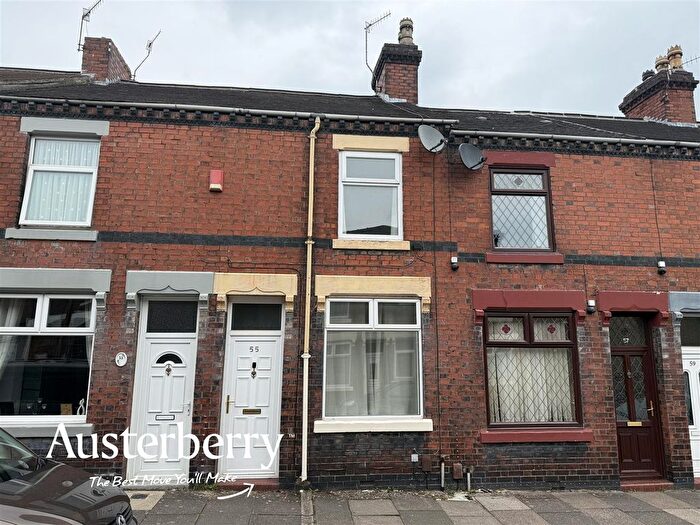2 Bedroom Terraced House To Rent In Pinnox Street, Stoke-On-Trent, ST6