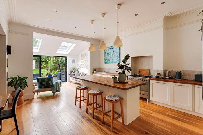 6 Bedroom Terraced House For Sale In Holmes Grove | Henleaze, BS9