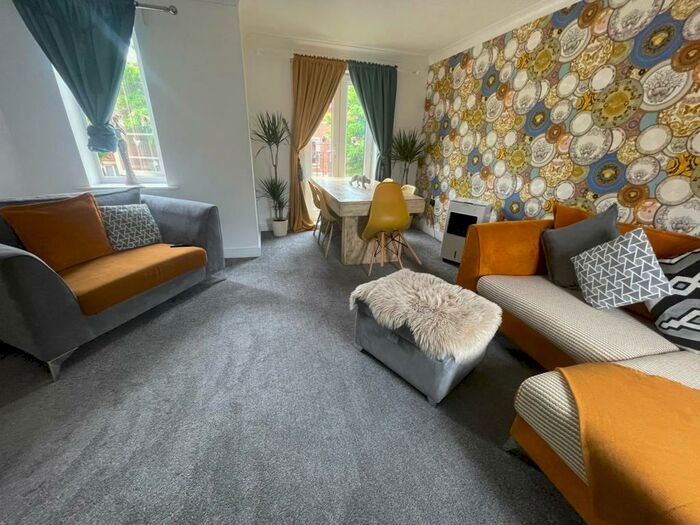 3 Bedroom Semi-Detached House To Rent In Anchor Crescent, Hockley, Birmingham, B18