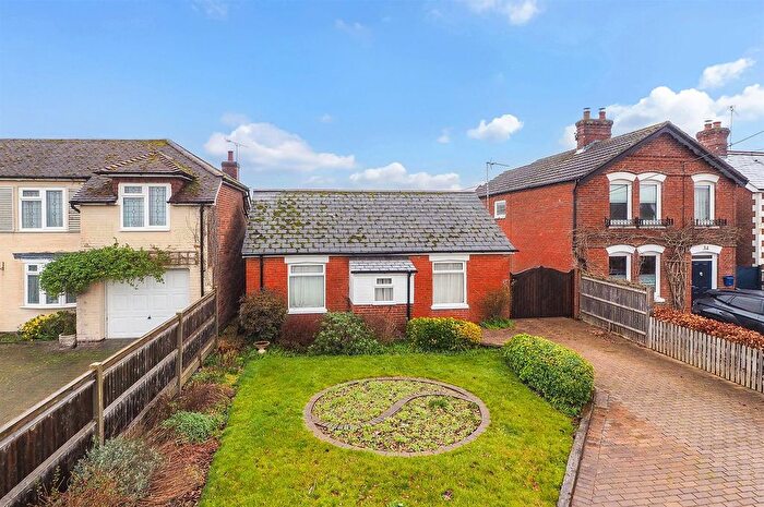 2 Bedroom Detached Bungalow For Sale In Foxcotte Road, Charlton, Andover, SP10