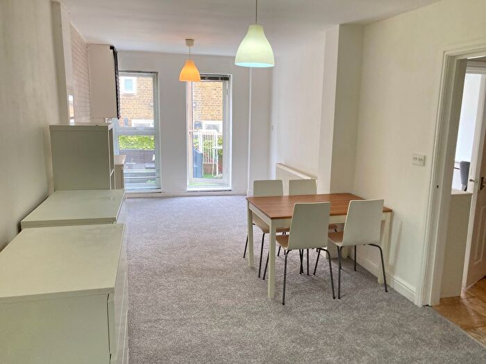 1 Bedroom Flat To Rent In West Ealing, W13