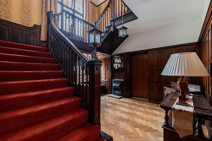 4 Bedroom Detached House For Sale In Moorside North, Fenham, NE4