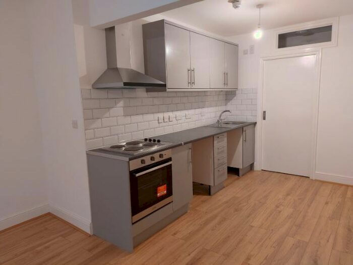 1 Bedroom Studio To Rent In Queens Road, Hastings, TN34