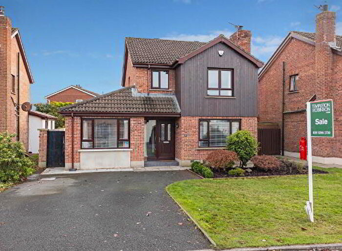 3 Bedroom Detached House For Sale In Ashvale Park, Hillsborough, BT26