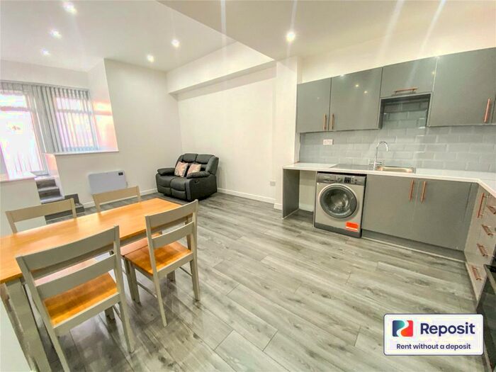 2 Bedroom Apartment To Rent In Liverpool Road, Eccles, M30