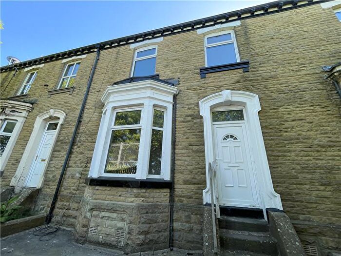 3 Bedroom Terraced House For Sale In Sefton Terrace, Burnley, Lancashire, BB11