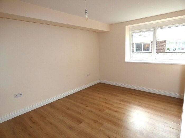 1 Bedroom Flat To Rent In High Street, Cheltenham, GL52