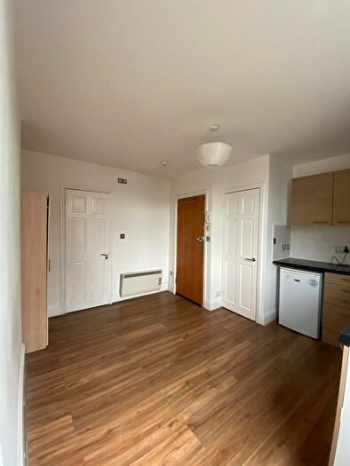 Studio To Rent In Buckley Road, London, NW6