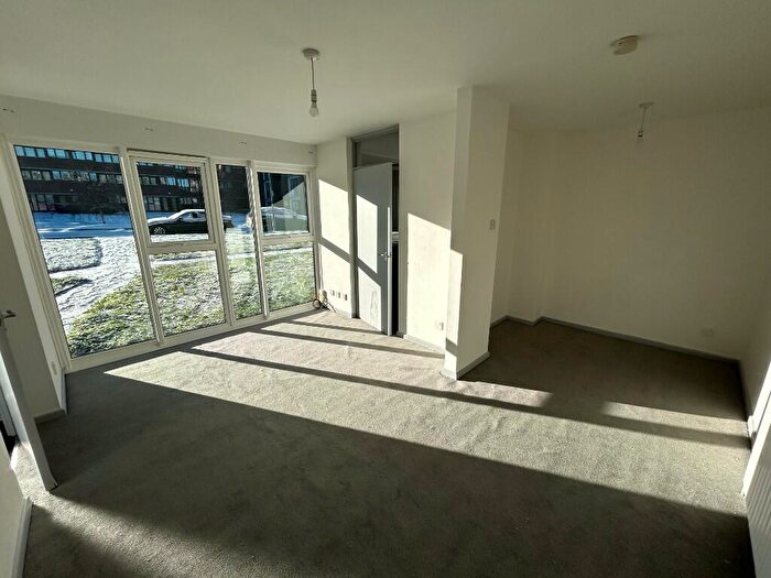 Studio To Rent In Meynell House, Browns Green, Birmingham, B20