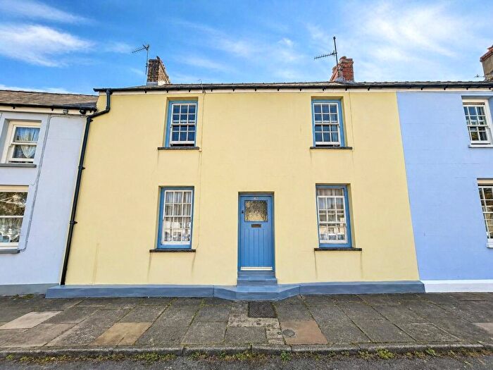 3 Bedroom Terraced House For Sale In Dew Street, Haverfordwest, Pembrokeshire, SA61