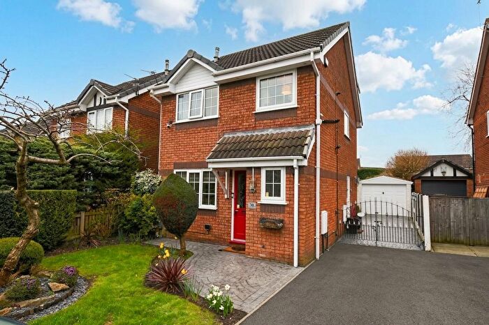 3 Bedroom Detached House For Sale In Ampney Close, Eccles, M30