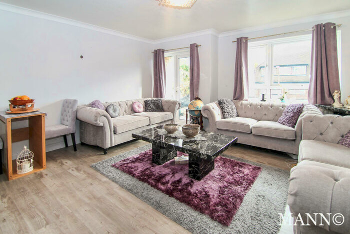 2 Bedroom Flat To Rent In **Zero Deposits Option Available** Mulgrave Road, Sutton, SM2