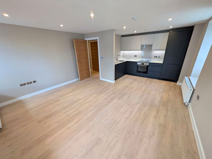 2 Bedroom Flat To Rent In Midland House, Notte Street, PL1