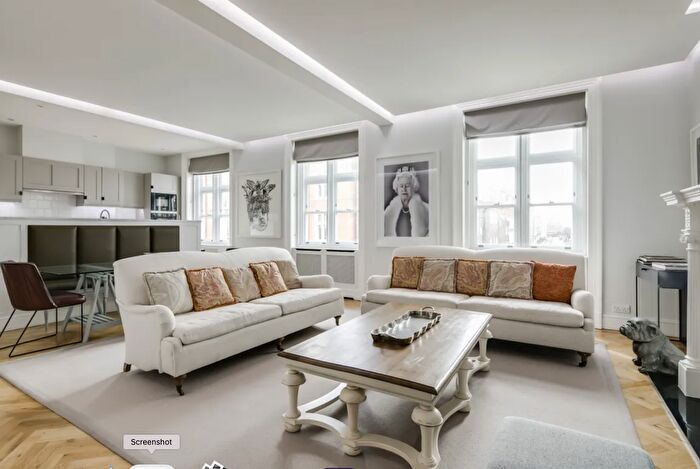 3 Bedroom Flat To Rent In North Audley St, London, W1K