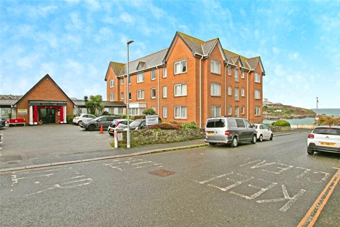 2 Bedroom Flat For Sale In Penhaven Court, Newquay, TR7