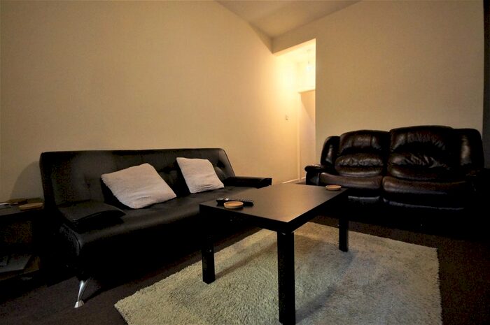 4 Bedroom Terraced House To Rent In St. Georges Road, Coventry, CV1