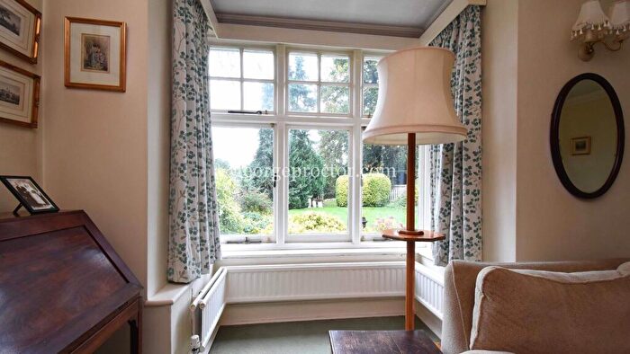 6 Bedroom Detached House For Sale In Shawfield Park, Bickley, BR1