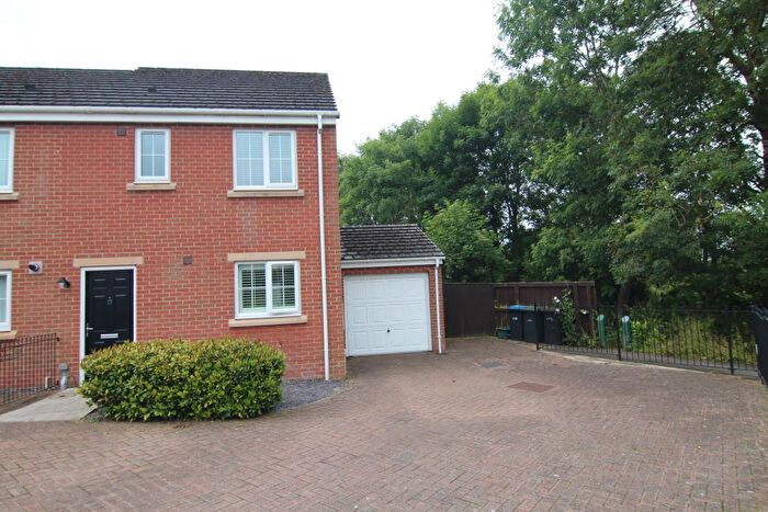 3 Bedroom End Of Terrace House To Rent In Finchale View, West Rainton, Houghton Le Spring, DH4