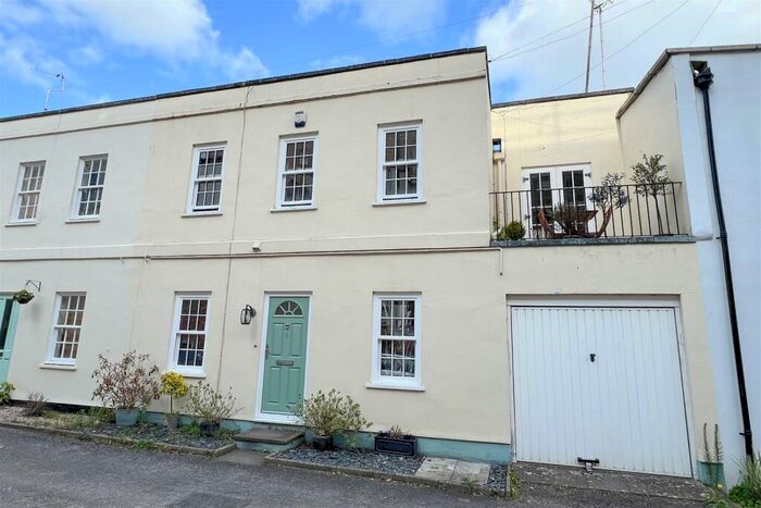 2 Bedroom House For Sale In Lansdown, Cheltenham, GL50