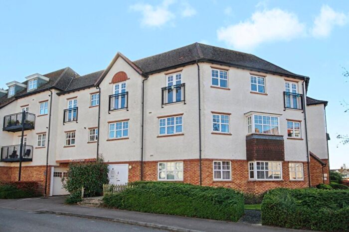 2 Bedroom Apartment For Sale In Wissen Drive, Letchworth Garden City, SG6