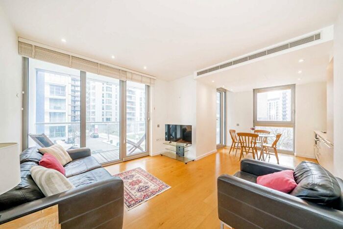 1 Bedroom Flat For Sale In Eastfields Avenue, Wandsworth, SW18