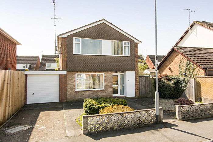 4 Bedroom Detached House For Sale In Elm Drive, Market Harborough, LE16