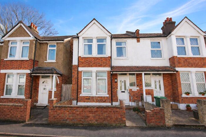 2 Bedroom End Of Terrace House For Sale In Bernard Road, Wallington, SM6