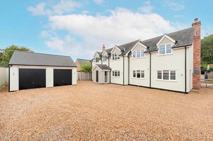 5 Bedroom Detached House For Sale In Norwich Road, Besthorpe, NR17