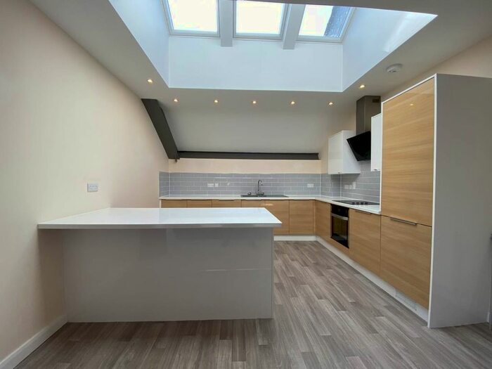 2 Bedroom Flat To Rent In Old Brewery Place, High Street, Oakhill, Nr Radstock, BA3