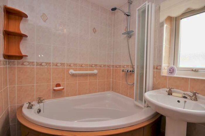 3 Bedroom Terraced House To Rent In Graham Close, Widnes, WA8