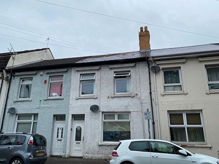 2 Bedroom Flat To Rent In Constellation Street, Roath, Cardiff, CF24
