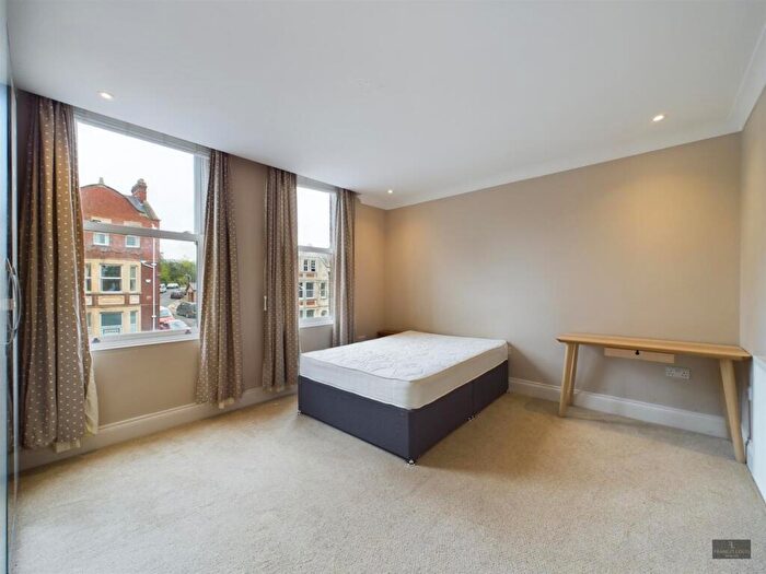 2 Bedroom Flat To Rent In Barnfield Road, Exeter, EX1