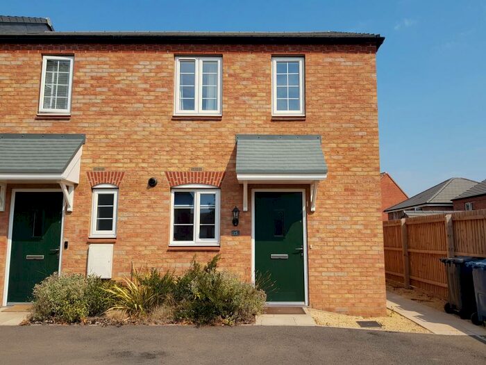 2 Bedroom End Of Terrace House To Rent In Robinson Close, Edwalton, NG12