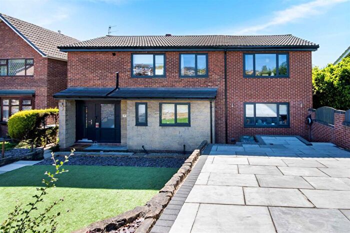 5 Bedroom Detached House For Sale In Woodfoot Road, Rotherham, S60