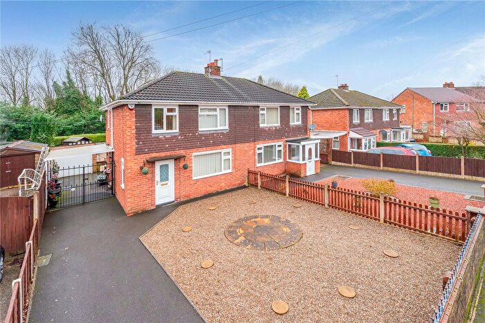 3 Bedroom Semi Detached House For Sale In Laburnum Road, Wrockwardine Wood, Telford, Shropshire, TF2