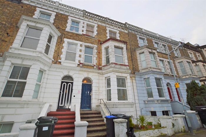 2 Bedroom Flat For Sale In Edgar Road, Margate, Kent, CT9