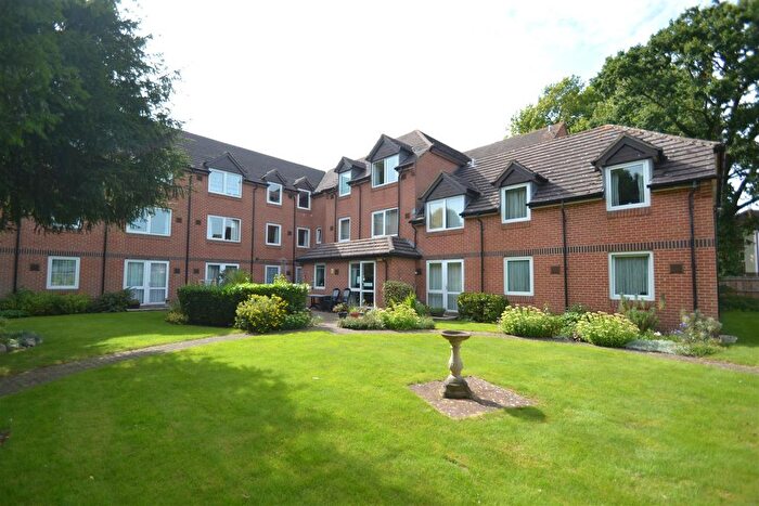 1 Bedroom Flat To Rent In Rosemary Lane, Horley, RH6