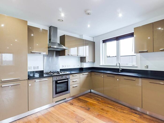 2 Bedroom Flat For Sale In Blenheim Court, Denham Street, Greenwich, SE10