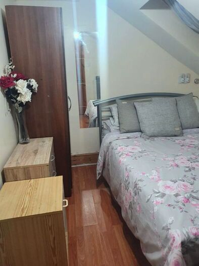 1 Bedroom Terraced House To Rent In Grove Green Road, London, E11