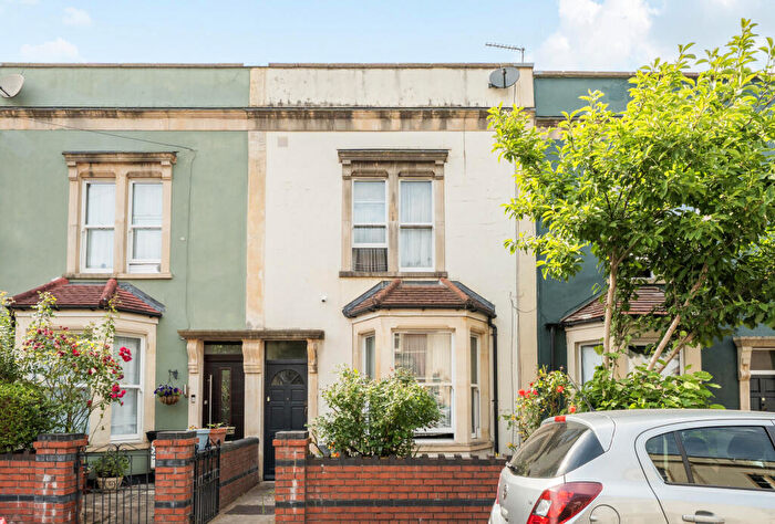 3 Bedroom Terraced House For Sale In Morgan Street, Bristol, BS2