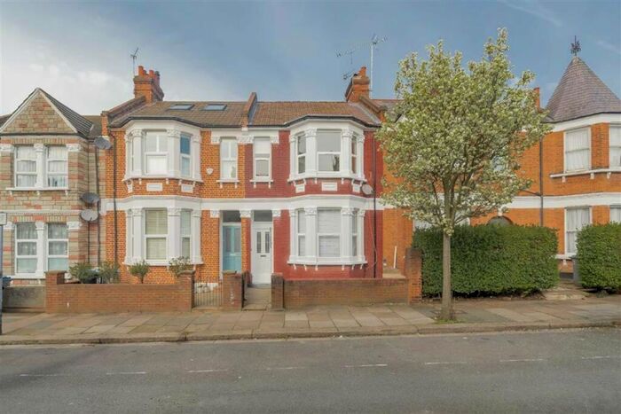 4 Bedroom Terraced House To Rent In Ivy Road, Cricklewood, NW2